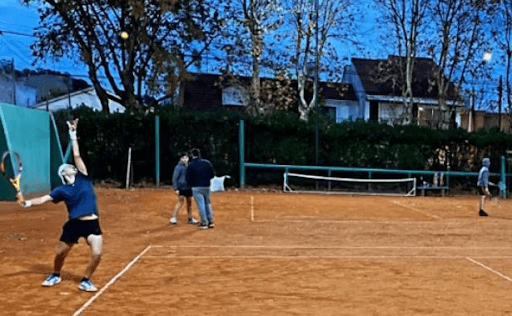 Nueva fecha en el torneo deportivo del tenis amateur